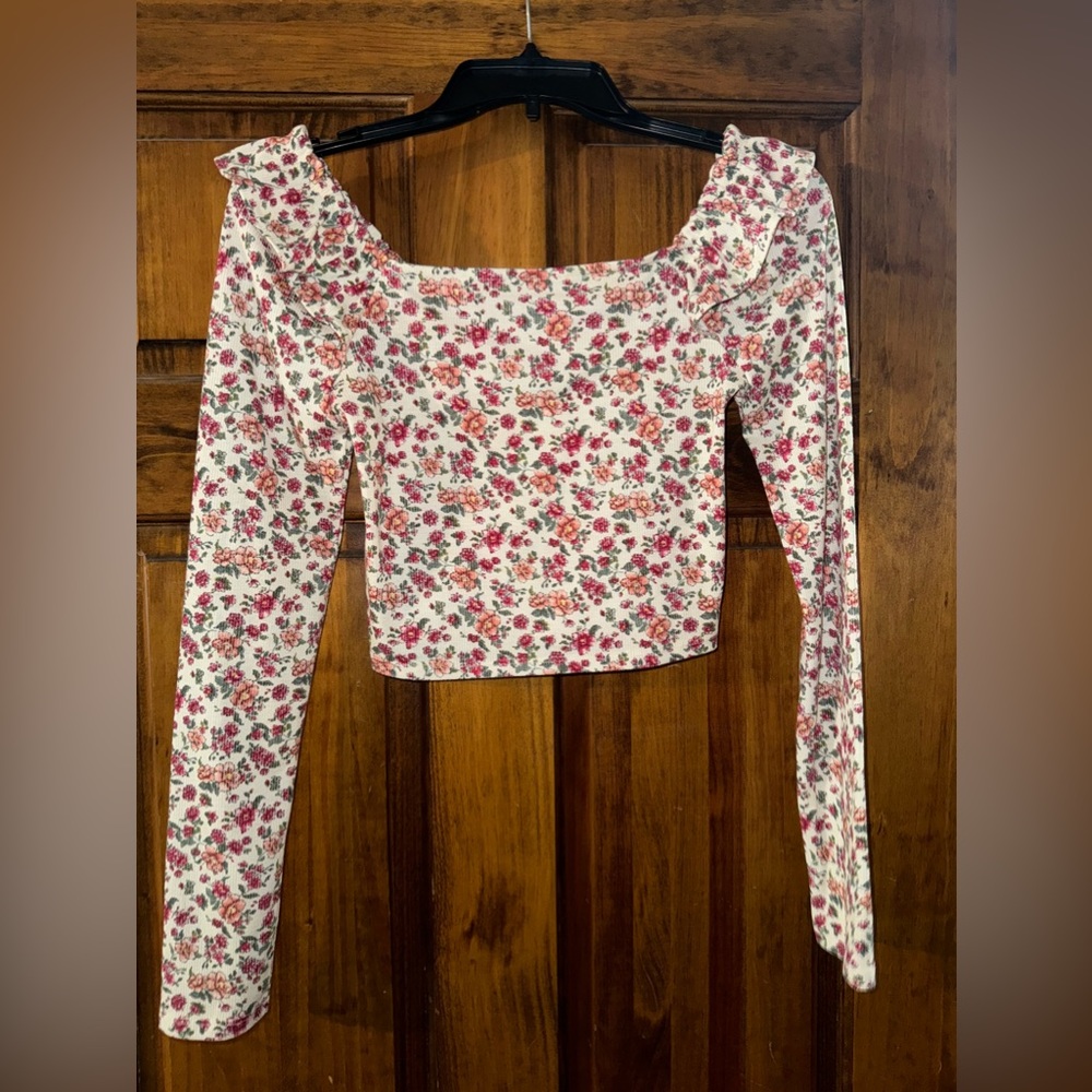 Floral long sleeve